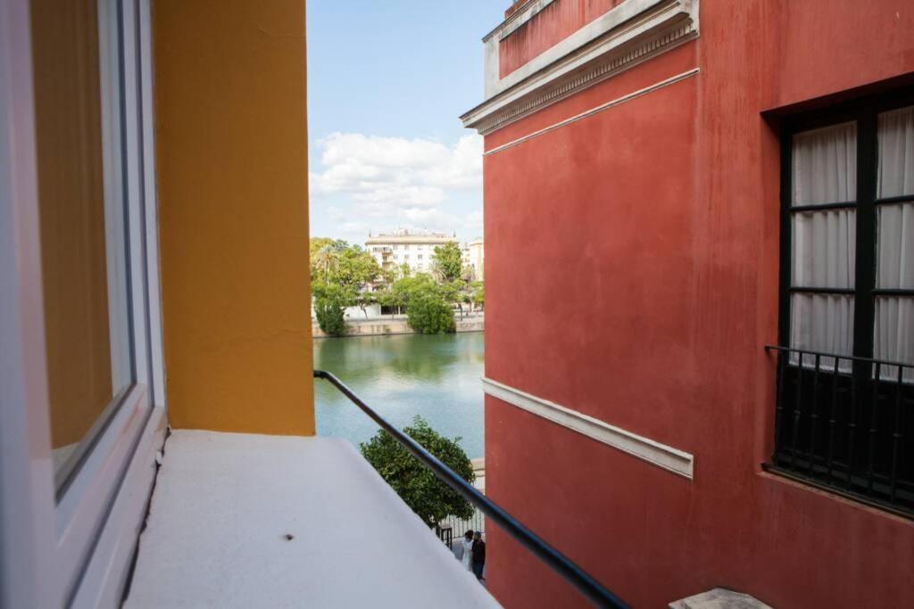 Triana En Plena Calle Betis Maravilloso Apart. Appartement *