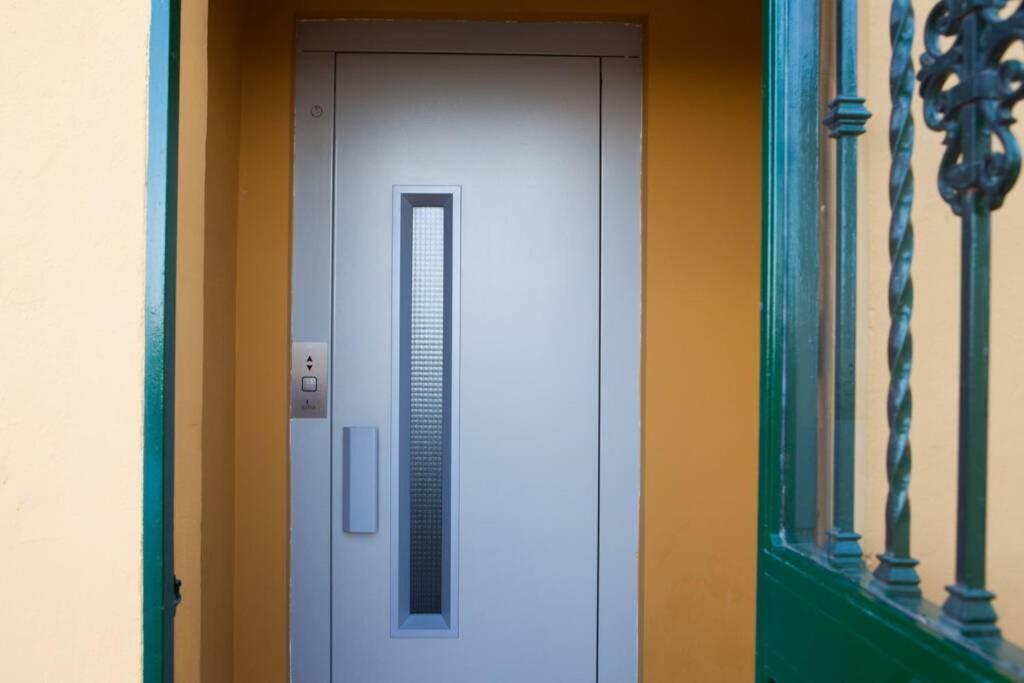 Appartement Triana En Plena Calle Betis Maravilloso Apart. *